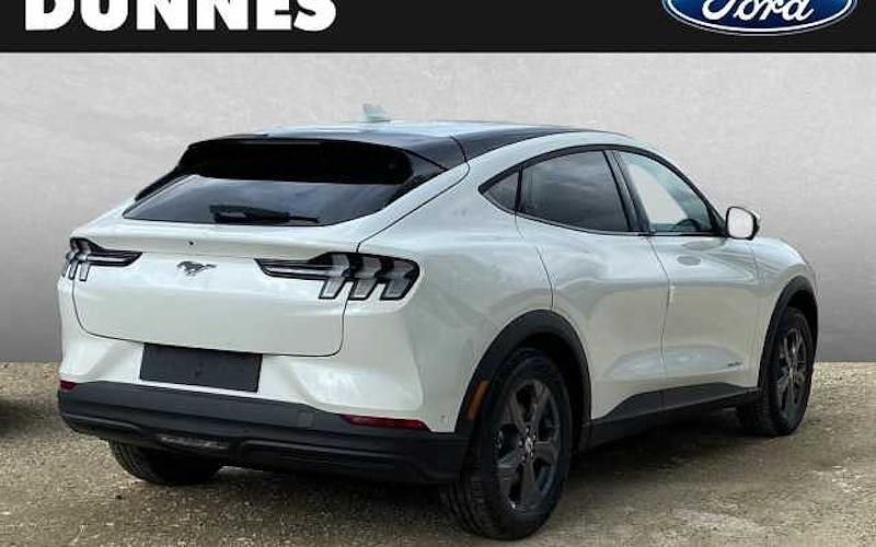 Gebraucht Ford Mustang Mach-E Basis 197 kW (269 PS) 2023 Othercolor SUV