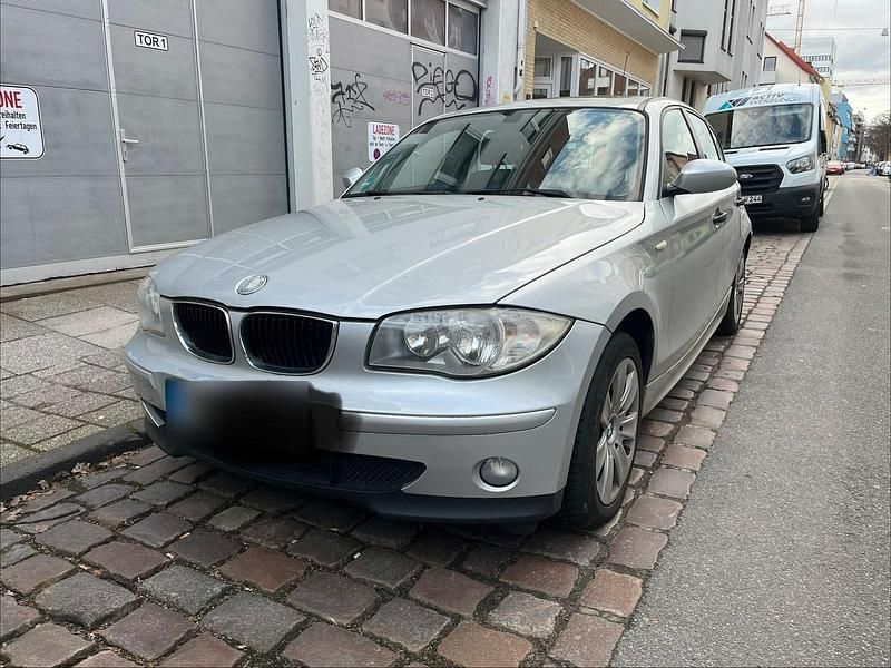 Second-hand BMW 116 116 CP (85 kW) 2007 Argintiu Hatchback