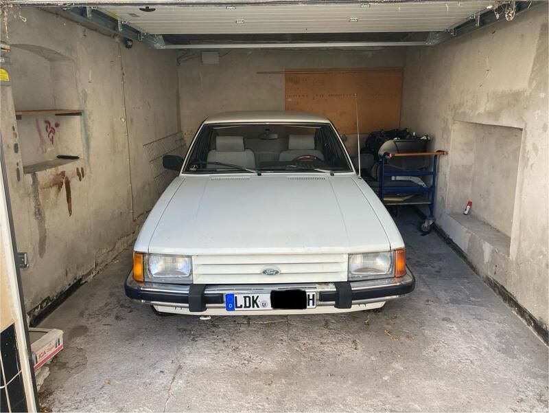 Weiß Gebraucht 1982 Ford Granada Limousine | 3.999 € - Bild 1/4