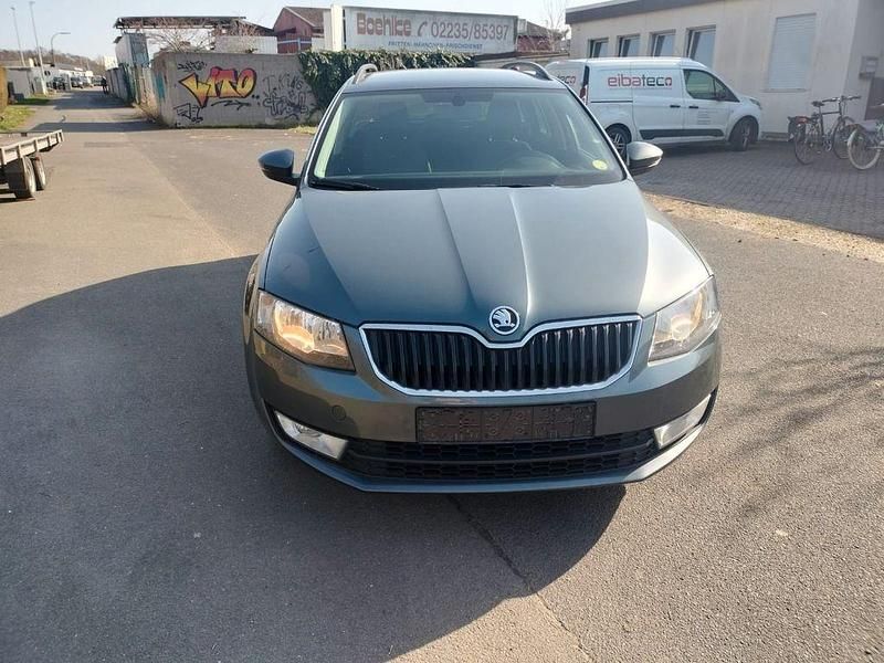 Gebraucht Skoda Octavia Ambition 110 PS (80 kW) 2016 Grau Kombi