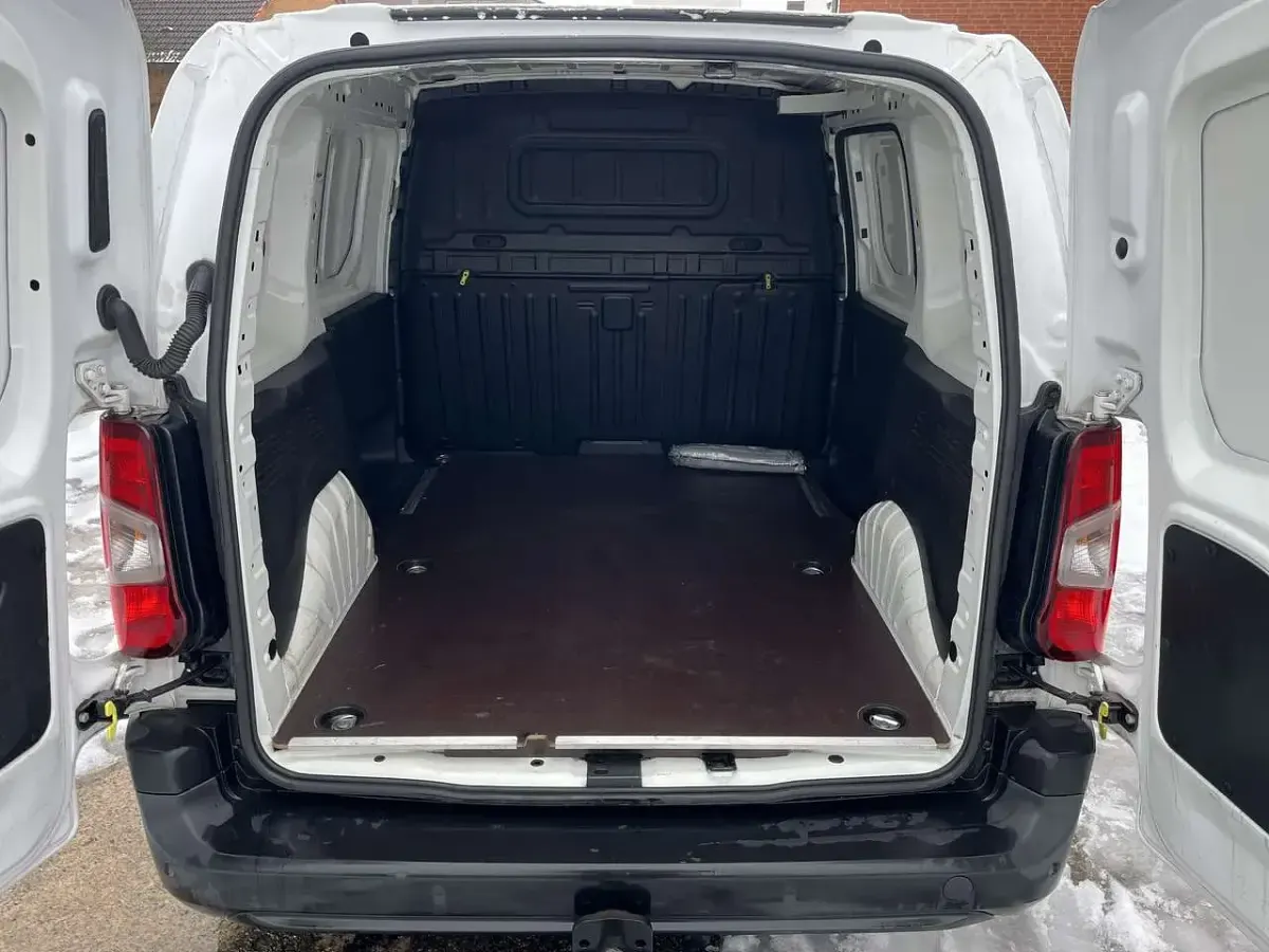 Gebraucht Citroën Berlingo 76 PS (55 kW) 2021 Lack weiss banquise Van / Kleinbus