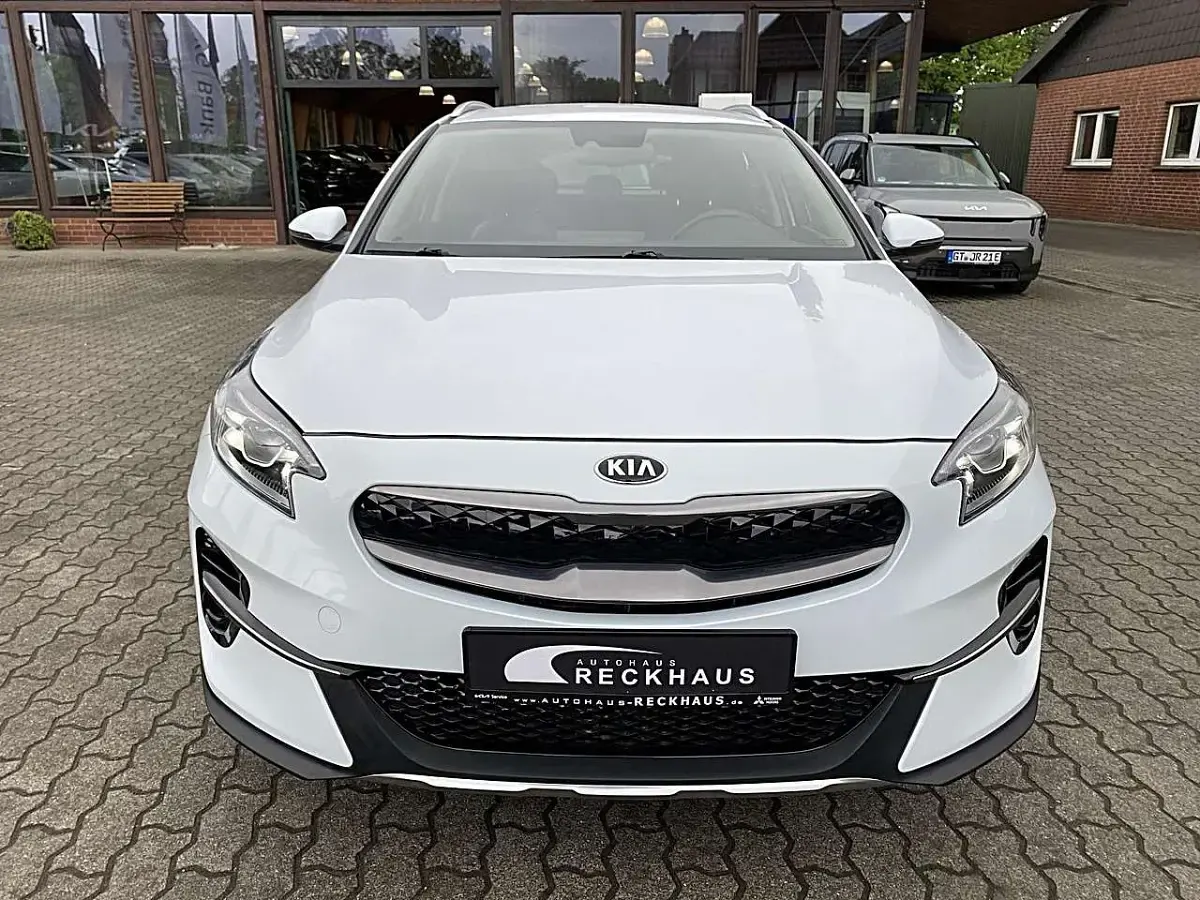 Gebraucht Kia XCeed Vision 141 PS (103 kW) 2021 Weiß SUV