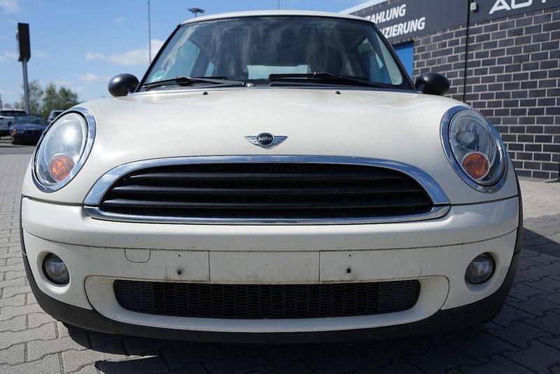 Usado Mini ONE 75 HP (55 kW) 2009 Branco Citadino