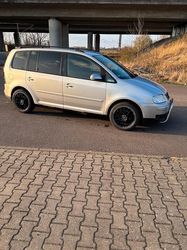 Gebraucht VW Touran 136 PS (100 kW) 2003 Silber Van / Kleinbus