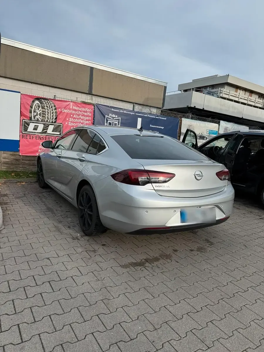 Gebraucht Opel Insignia Sport 122 PS (89 kW) 2021 Silber Limousine