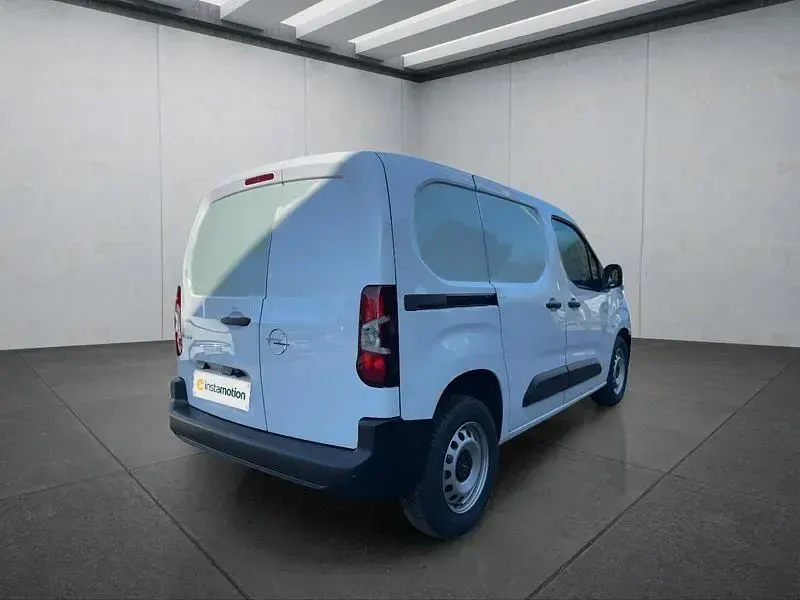 Nowe Opel Combo 110 KM (80 kW) 2025 Biały Minivan