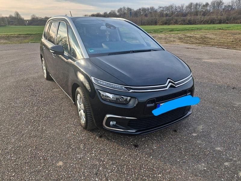Schwarz Gebraucht 2022 Citroën C4 SpaceTourer PureTech Van / Kleinbus | 16.000 € (Fairer Preis) - Bild 1/4