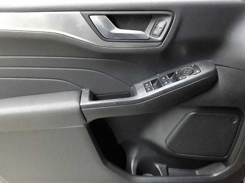 Gebraucht Ford Kuga Titanium 120 PS (88 kW) 2022 Schwarz SUV