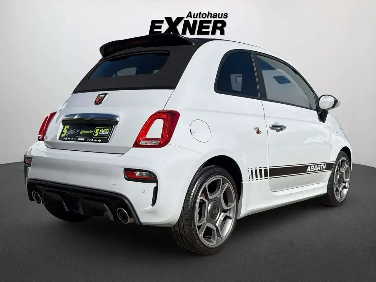 Gebraucht Abarth 595C 145 PS (106 kW) 2022 Campovolo grau Cabrio