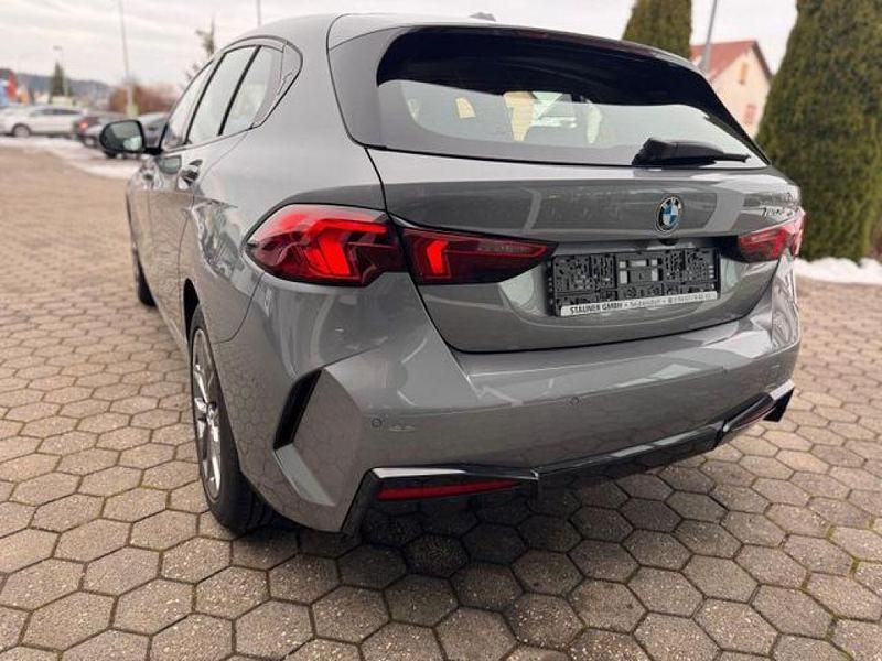 Gebraucht BMW 120 163 PS (119 kW) 2025 Grau Kleinwagen