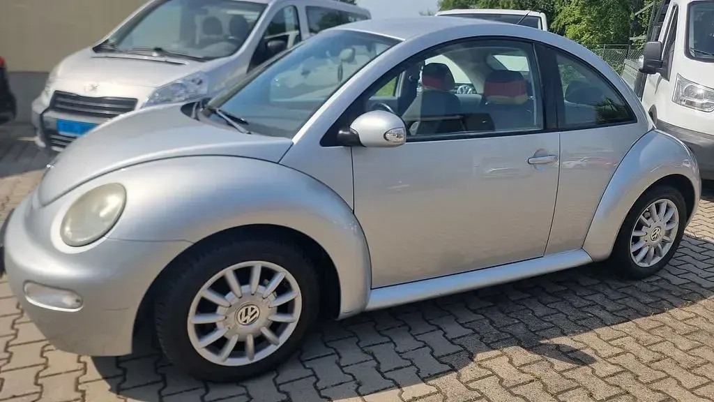 Gebraucht VW New Beetle 75 PS (55 kW) 2005 Silber Kleinwagen