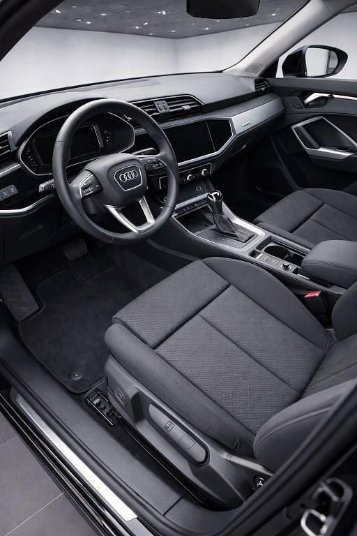 Gebraucht Audi Q3 Advanced 190 PS (139 kW) 2019 Schwarz SUV