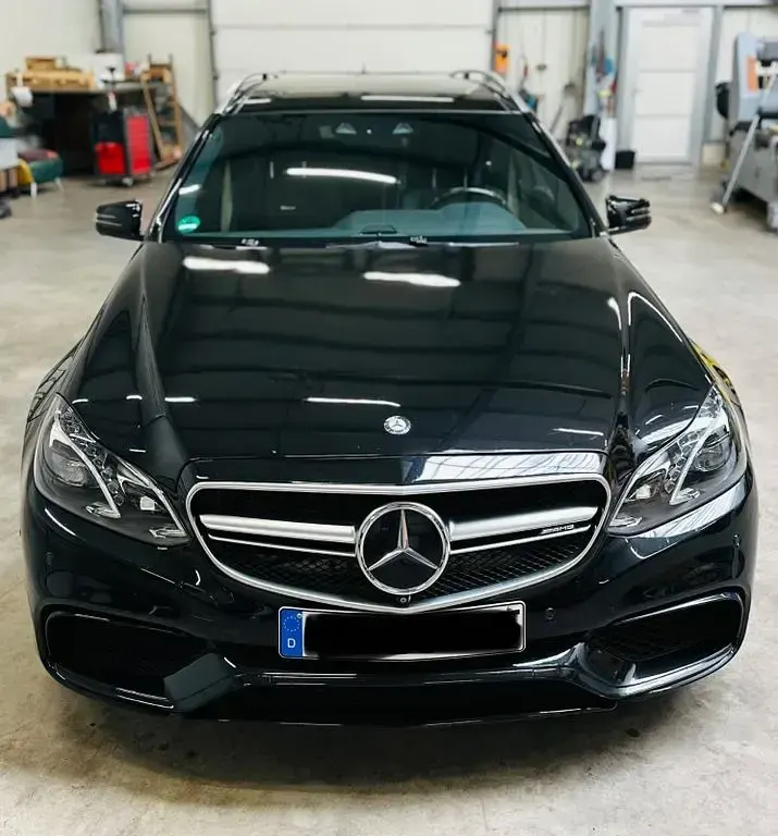 Gebraucht Mercedes E63 AMG AMG 585 PS (430 kW) 2013 Schwarz Limousine
