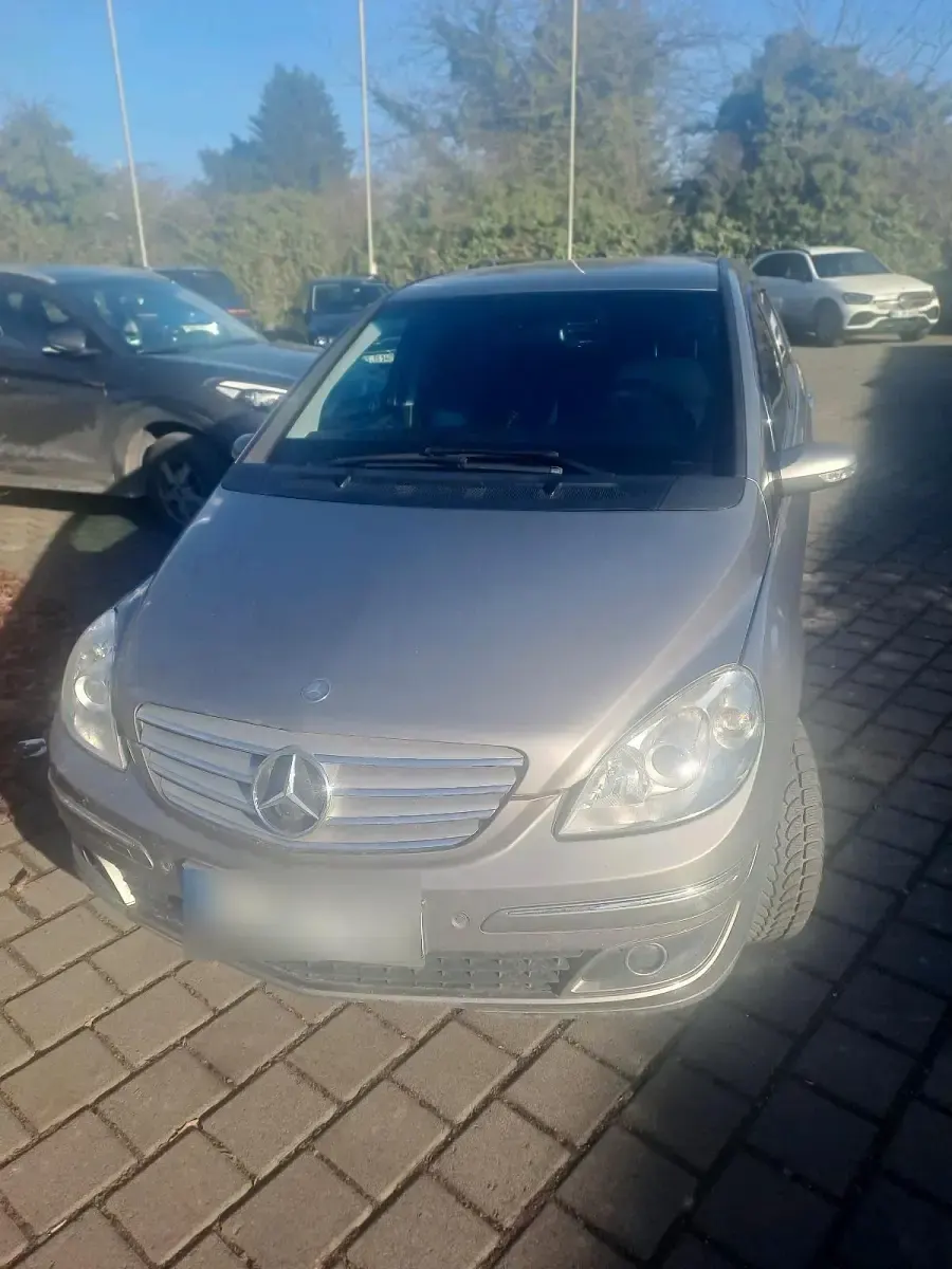 Gebraucht Mercedes B180 109 PS (80 kW) 2007 Van / Kleinbus