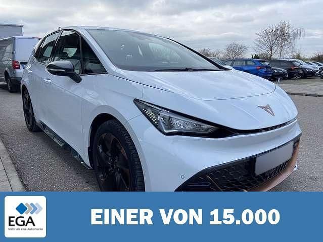 Gebraucht Cupra Born e-Boost 169 kW (231 PS) 2022 Weiß Kleinwagen