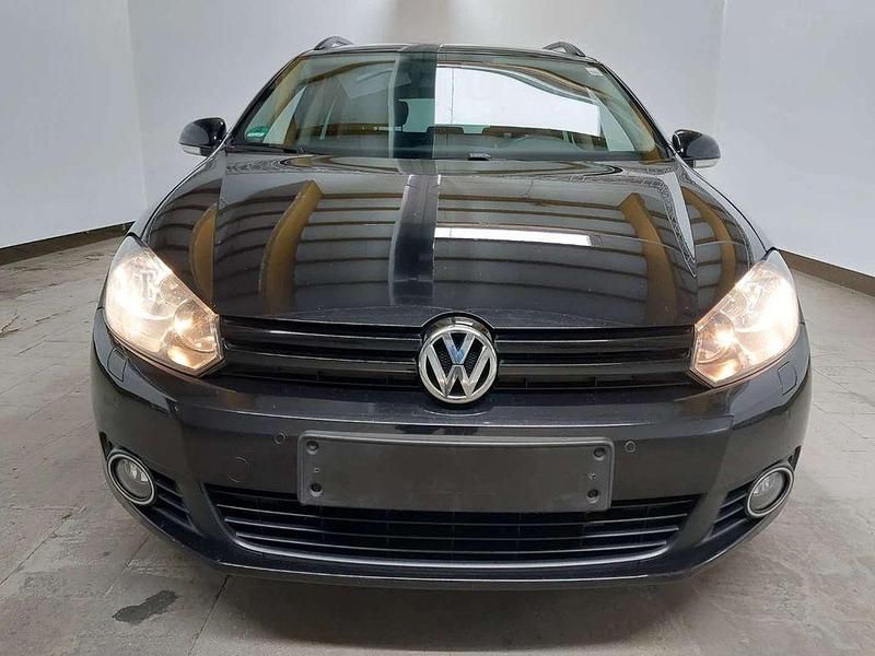 Gebraucht VW Golf VI Match 105 PS (77 kW) 2013 Schwarz Kleinwagen