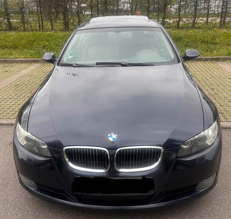 Second-hand BMW 325 218 CP (160 kW) 2008 Albastru Coupe