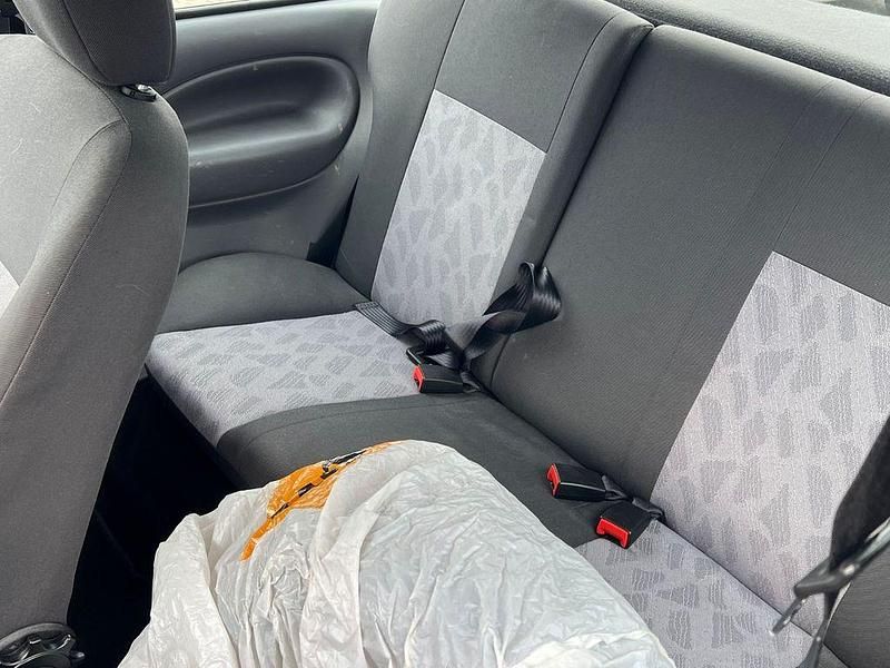 Gebraucht Ford Fiesta 50 PS (36 kW) 2000 Grün Kleinwagen