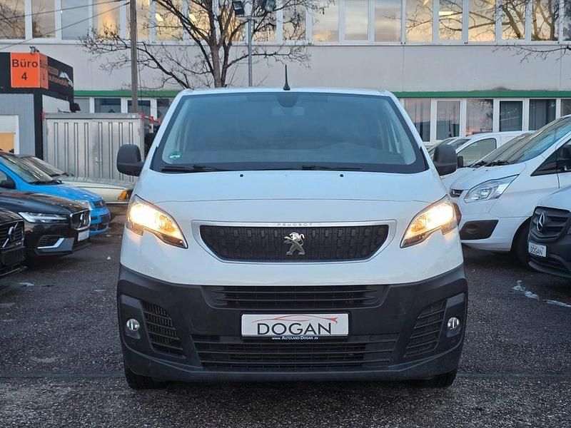 Gebraucht Peugeot Expert Premium 177 PS (130 kW) 2019 Weiß Van