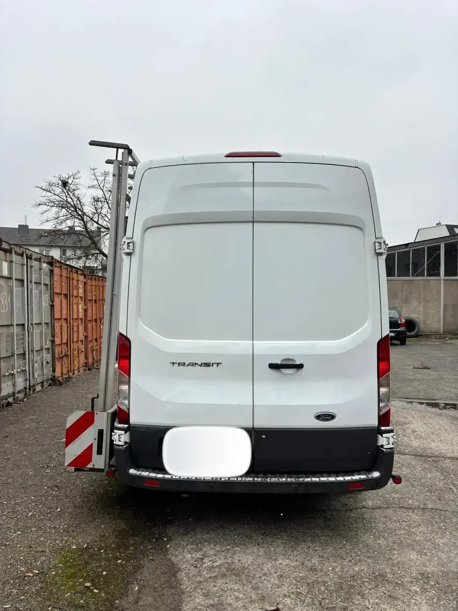 Gebraucht Ford Transit 130 PS (95 kW) 2017 Weiß Van / Kleinbus