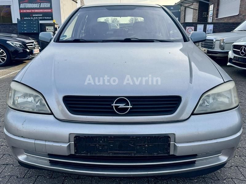 Gebraucht Opel Astra Elegance 101 PS (74 kW) 2001 Silber Limousine