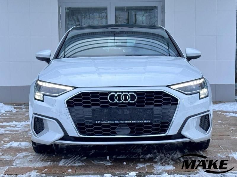 Gebraucht Audi A3 Advanced Plus 150 PS (110 kW) 2023 Gletscherweiß metallic (metallic) Limousine