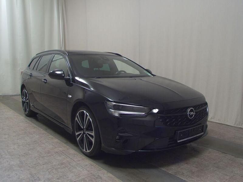 Gebraucht Opel Insignia Ultimate 174 PS (127 kW) 2022 Diamant schwarz/karbon schwarz Kombi