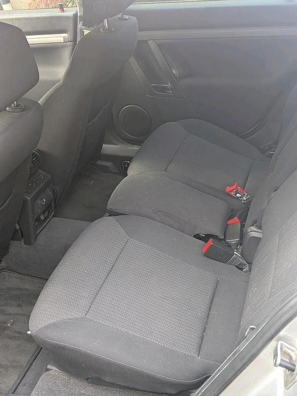 Gebraucht Opel Signum 150 PS (110 kW) 2007 Silber Kleinwagen