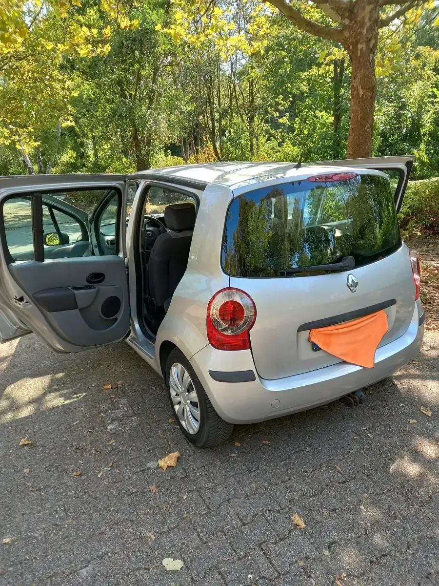 Gebraucht Renault Modus 101 PS (74 kW) 2007 Silber Van / Kleinbus