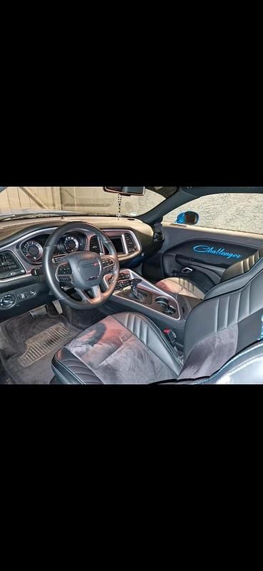 Gebraucht Dodge Challenger 306 PS (225 kW) 2019 Blau Coupé