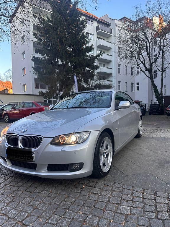 Silber Gebraucht 2009 BMW 325 Cabriolet Cabrio | 15.000 € (Etwas zu teuer) - Bild 1/4
