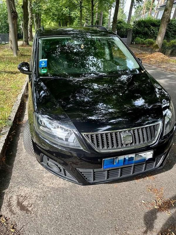 Schwarz Gebraucht 2012 Seat Alhambra Ecomotive Van / Kleinbus | 7.600 € (Superpreis) - Bild 1/4