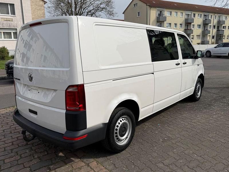 Gebraucht VW Transporter 150 PS (110 kW) 2019 Weiß Van