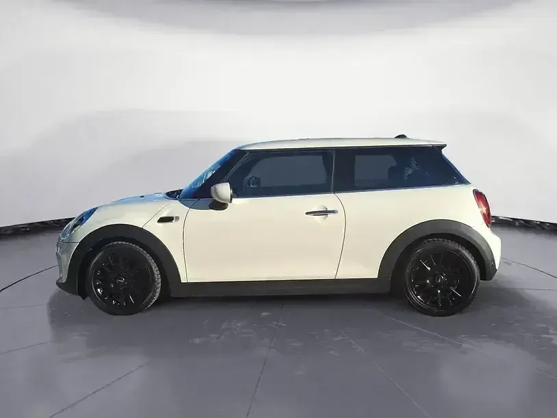 Used Mini ONE 102 HP (75 kW) 2019 White Hatchback