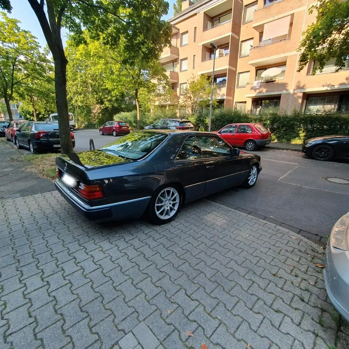 Gebraucht Mercedes 300 180 PS (132 kW) 1990 Grau Coupé