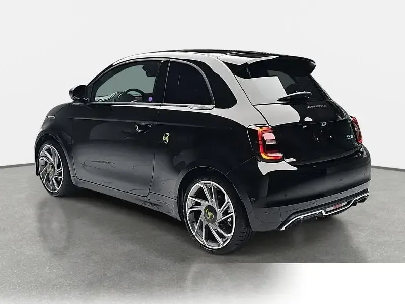 Neu Abarth 500e Turismo 114 kW (155 PS) 2026 Schwarz Kleinwagen