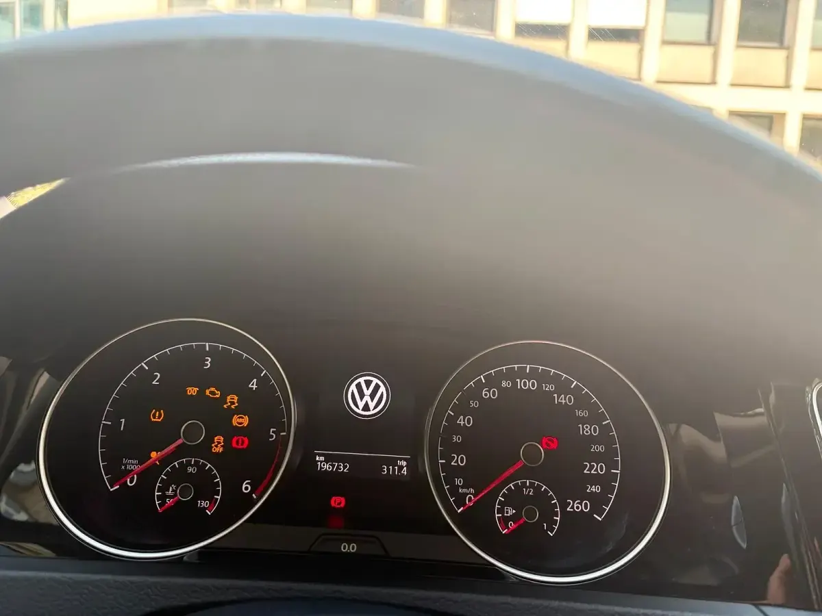 Gebraucht VW Golf VII 116 PS (85 kW) 2018 Schwarz Kombi