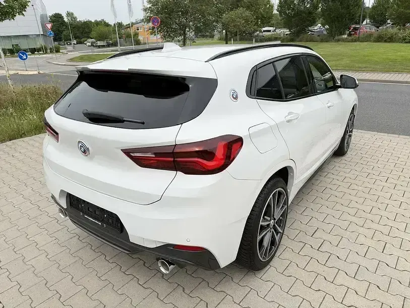 Gebraucht BMW X2 M Sport 192 PS (141 kW) 2023 Alpinweiss iii SUV