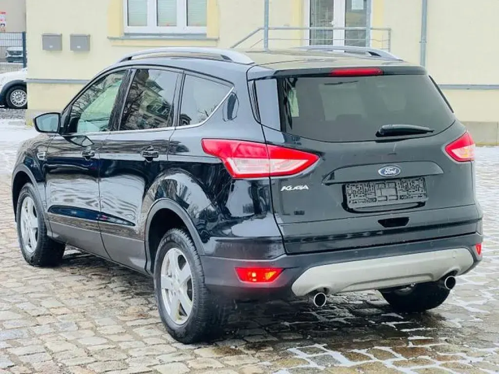 Gebraucht Ford Kuga Titanium 150 PS (110 kW) 2015 Pantherschwarz (metallic) SUV