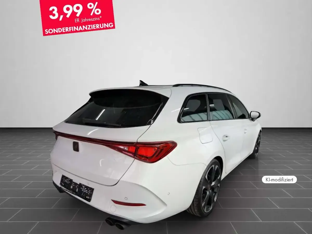 Gebraucht Cupra Leon VZ 301 PS (221 kW) 2024 Weiß Limousine