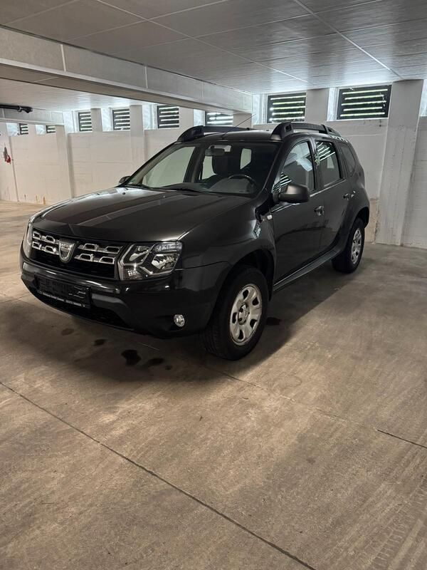 Schwarz Gebraucht 2014 Dacia Duster SUV | 4.650 € (Guter Preis) - Bild 1/4