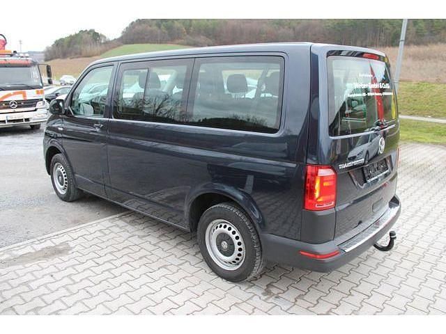 Gebraucht VW Transporter 150 PS (110 kW) 2017 Starlight blue metallic Van