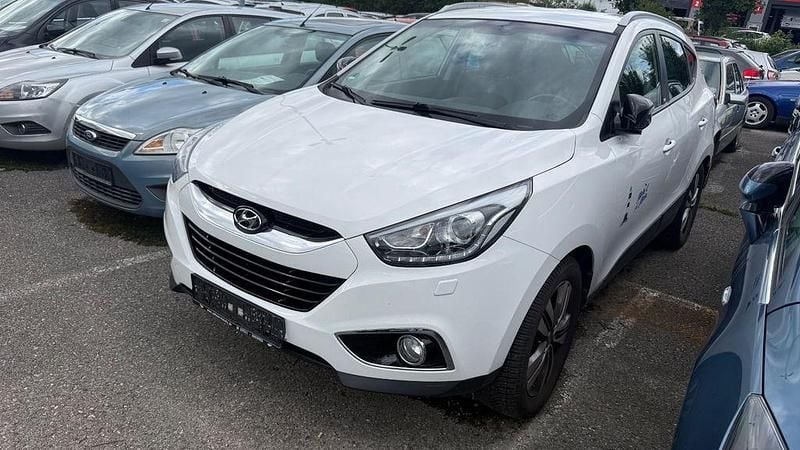 Creamy white / sol Gebraucht 2014 Hyundai ix35 Trend SUV | 10.999 € (Fairer Preis) - Bild 1/4