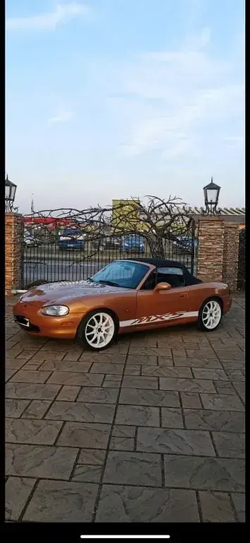 Gebraucht Mazda MX5 110 PS (80 kW) 1998 Orange Cabrio