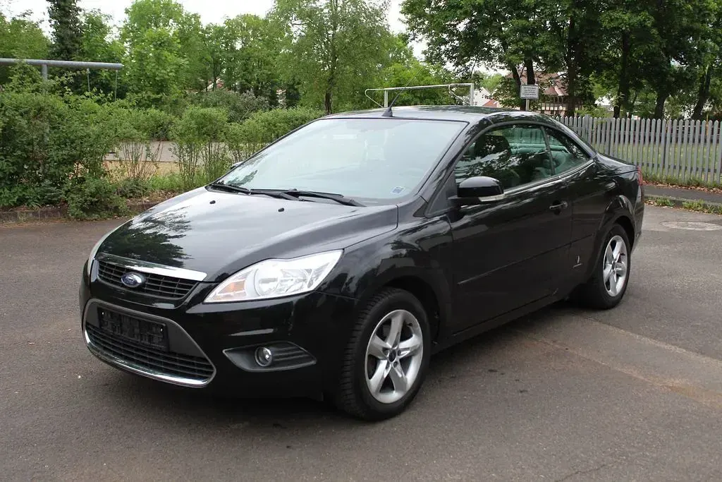 Gebraucht Ford Focus Cabriolet Trend 101 PS (74 kW) 2010 Schwarz Cabrio