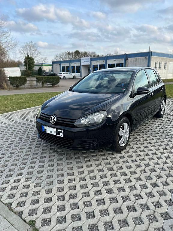 Gebraucht VW Golf VI 86 PS (63 kW) 2011 Schwarz Kleinwagen