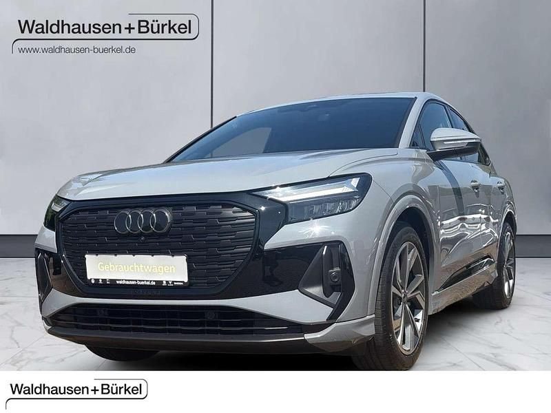 Kieselgrau Gebraucht 2022 Audi Q4 e-tron S-Line SUV | 26.990 € (Fairer Preis) - Bild 1/4