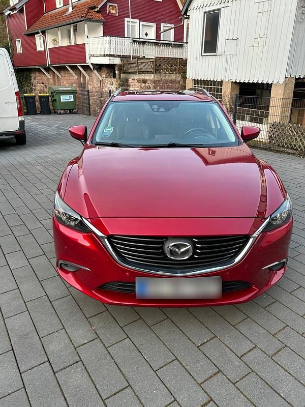 Gebraucht Mazda 6 175 PS (128 kW) 2016 Rot Kombi
