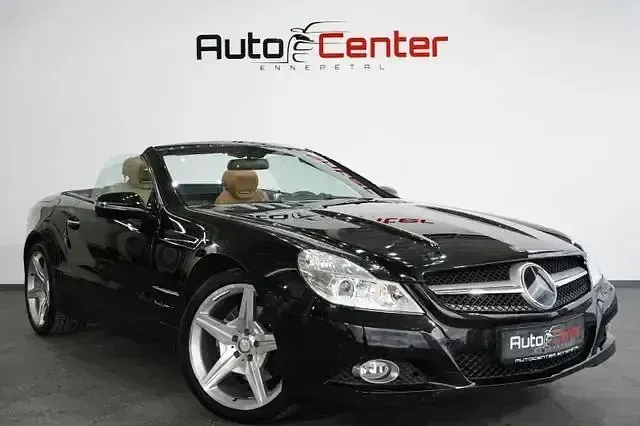 Gebraucht Mercedes SL300 231 PS (169 kW) 2010 Schwarz Cabrio