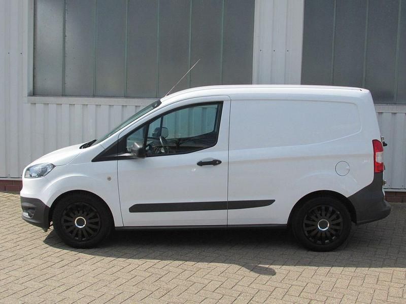Gebraucht Ford Transit 75 PS (55 kW) 2017 Weiß Van / Kleinbus